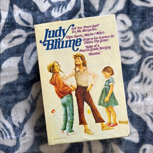 Judy Blume Book Collection Box Set Vintage - Picture 1 of 3
